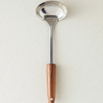 ملاقه دسته چوبی انگلیش هوم مدل Woody Ladle