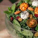 ظرف سرو سالاد و میوه شیشه ای پایه دار کیچن لایف مدل Akasya