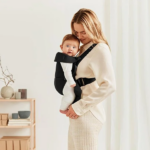 آغوشی نوزاد بیبی بیورن مدل Mini Woven مشکی