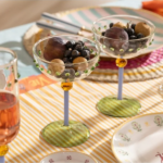 لیوان شیشه ای 300 میلی لیتر زسا زسا زو مدل Henan پایه دار