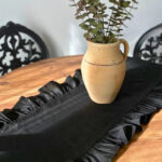 رانر رومیزی چین دار 40 × 110 سانتی متر کامیز مشکی