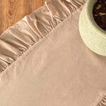 رانر رومیزی چین دار 40 × 110 سانتی متر کامیز گلبهی